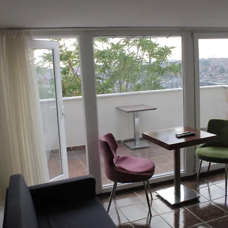 Apartahotel Pera Sultan 4*