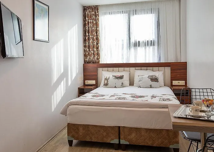 Aparthotel Pera Sultan 4*